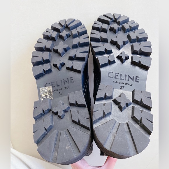 CELINE Margaret Chelsea boots - Picture 2 of 8